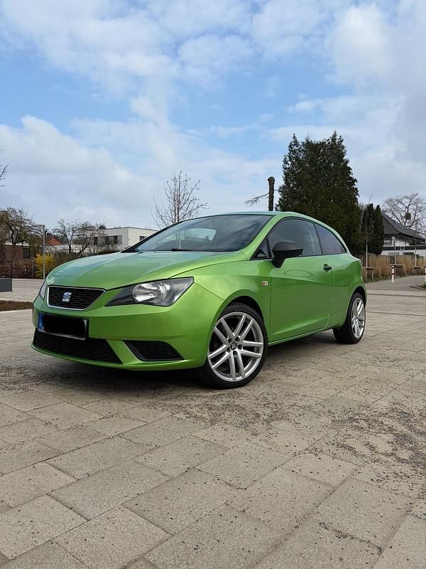 Gebraucht Seat Ibiza 60 PS (44 kW) 2013 Grün Coupé