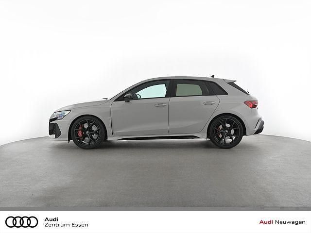 Neu Audi RS3 Sport 400 PS (294 kW) 2026 Grau Limousine