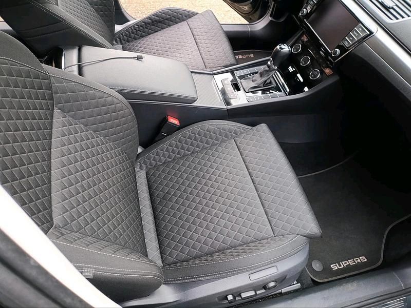 Gebraucht Skoda Superb 150 PS (110 kW) 2017 Grau Kombi