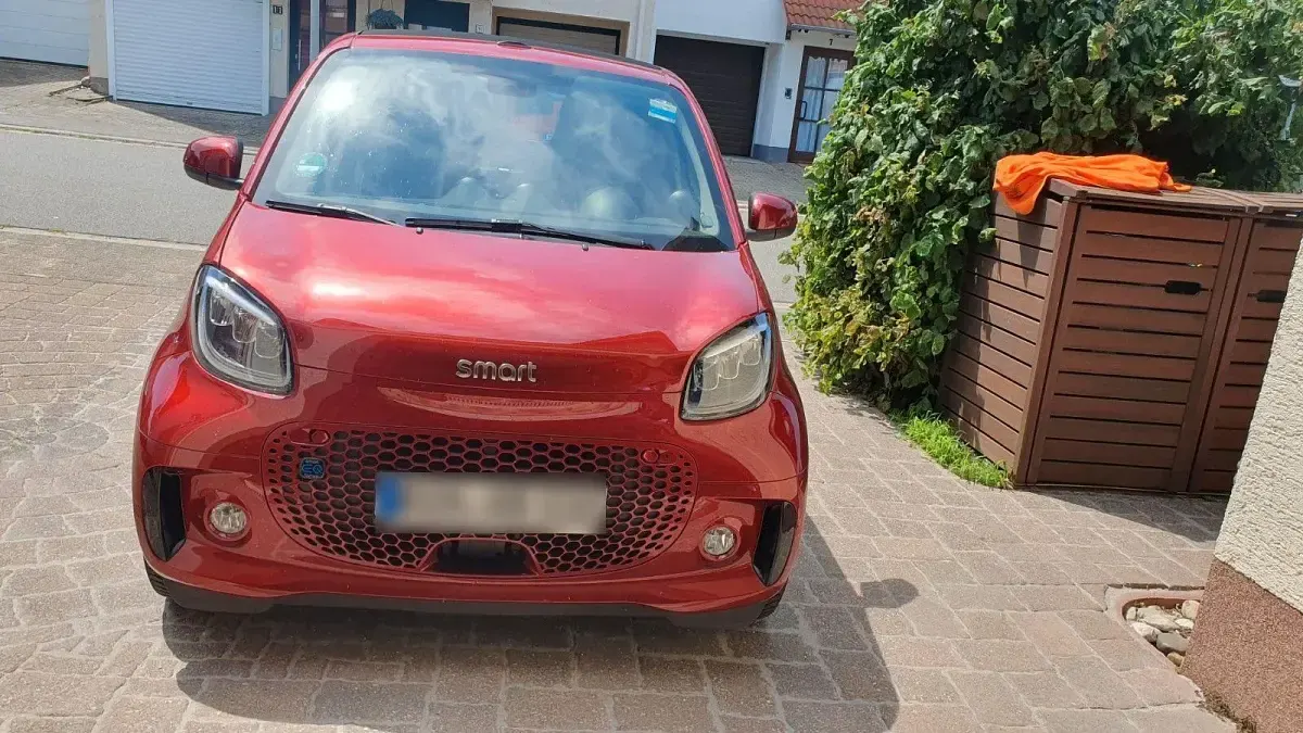 Gebraucht Smart ForTwo Coupé 60 kW (82 PS) 2023 Rot Cabrio