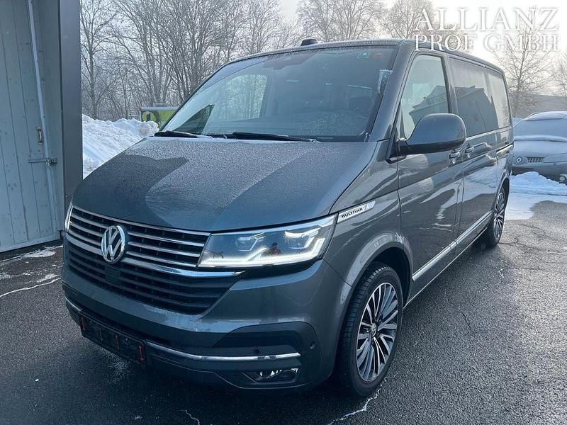 Gebraucht VW Multivan Highline 204 PS (150 kW) 2022 Grau Van