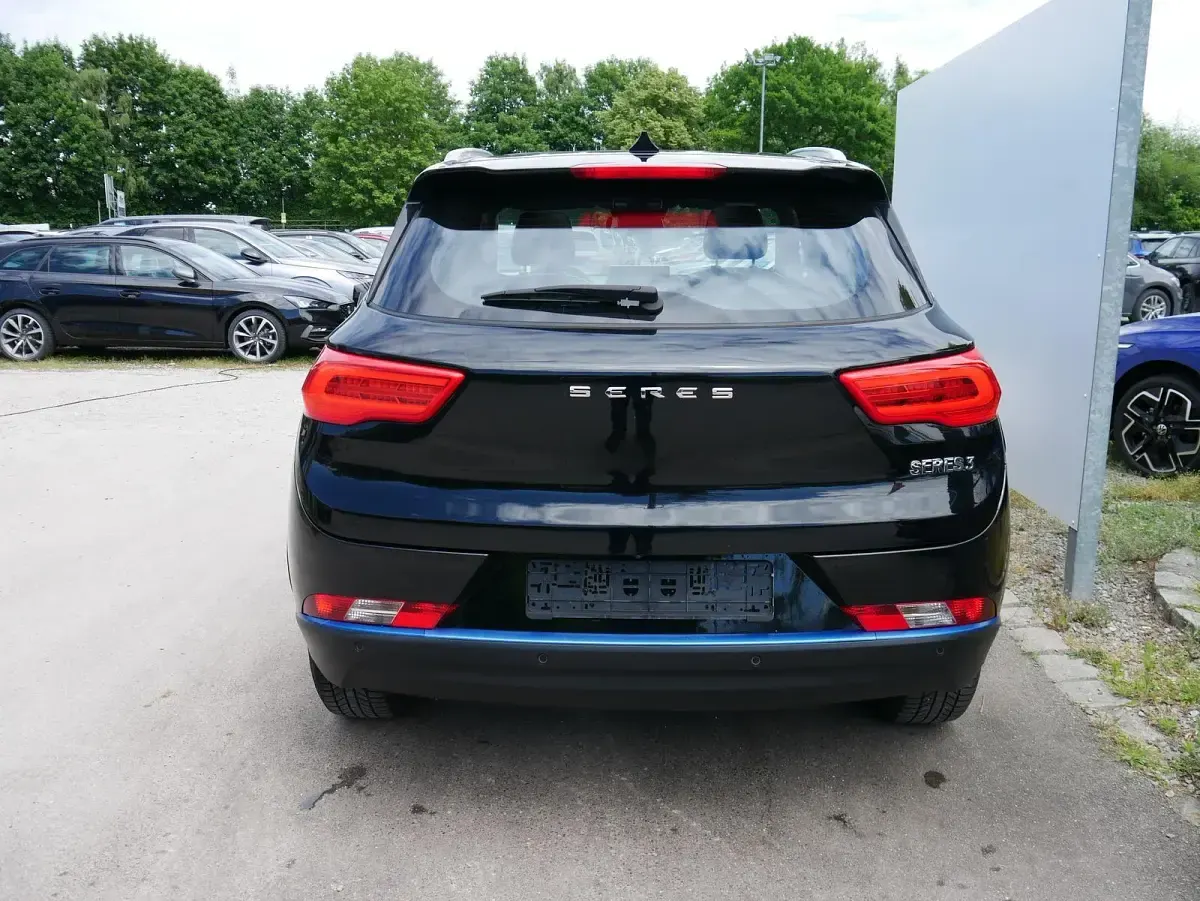 Gebraucht DFSK Seres 3 119 kW (163 PS) 2022 Nachtschwarz metallic SUV