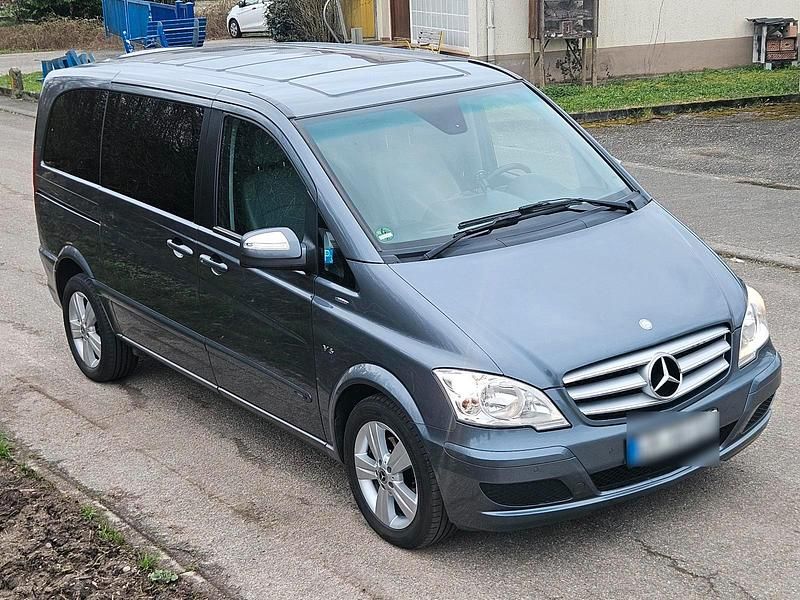 Second-hand Mercedes Viano 224 CP (164 kW) 2012 Gri Monovolum