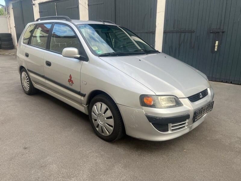 Silber Gebraucht 2004 Mitsubishi Space Star Van / Kleinbus | 1.490 € (Superpreis) - Bild 1/4