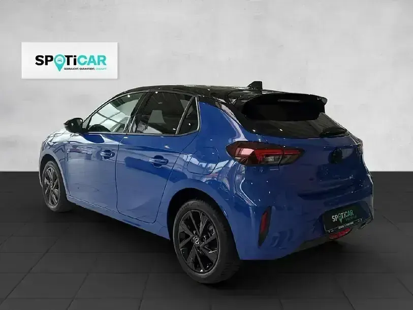 Gebraucht Opel Corsa 101 PS (74 kW) 2024 Voltaik blau (metallic) Limousine