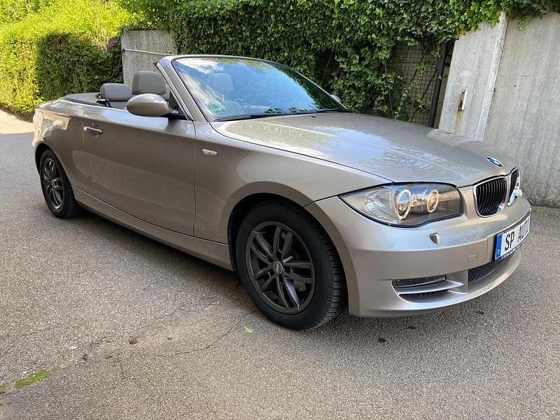 Gebraucht BMW 125 Cabriolet Sport Line 218 PS (160 kW) 2008 Silber Cabrio