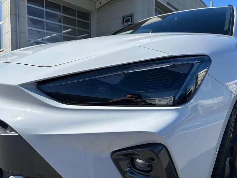 Gebraucht Cupra Leon 150 PS (110 kW) 2025 Weiß Limousine