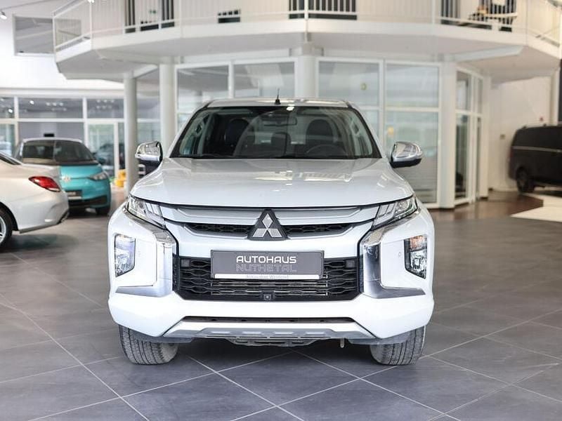 Gebraucht Mitsubishi L200 Top 150 PS (110 kW) 2021 Weiß Abholung