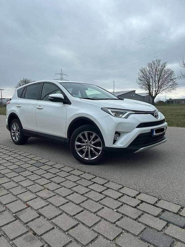Gebraucht 2016 Toyota RAV4 SUV | 16.000 € (Fairer Preis) - Bild 1/4