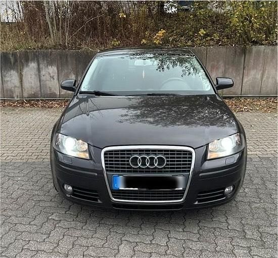 Grau Gebraucht 2007 Audi A3 Limousine | 3.900 € (Fairer Preis) - Bild 1/4