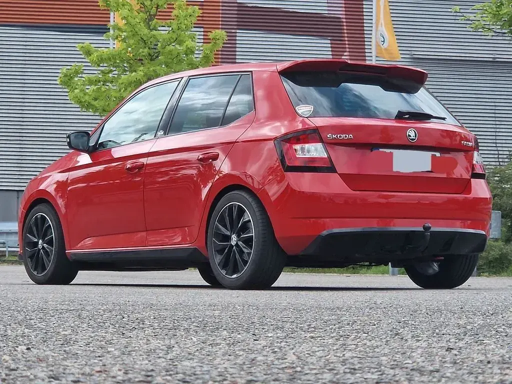 Gebraucht Skoda Fabia Monte Carlo 90 PS (66 kW) 2016 Rot Limousine