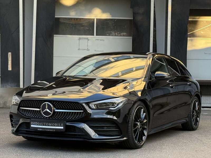 Nachtschwarz Gebraucht 2022 Mercedes CLA220 AMG Limousine | 27.900 € (Fairer Preis) - Bild 1/4