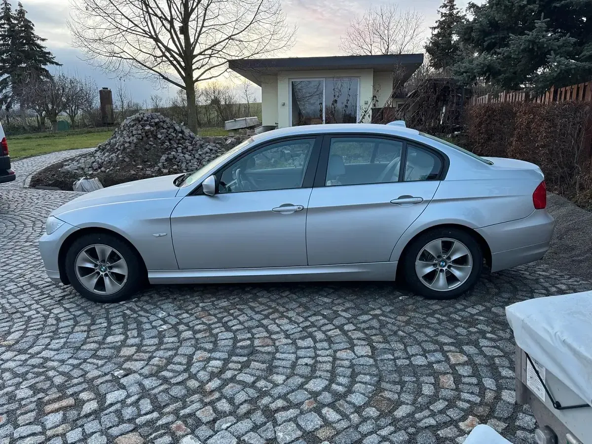 Usata BMW 320 170 CV (125 kW) 2011 Berlina