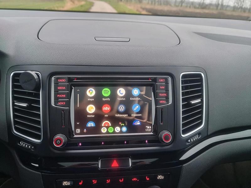 Gebraucht VW Sharan Highline 184 PS (135 kW) 2016 Blau Van / Kleinbus