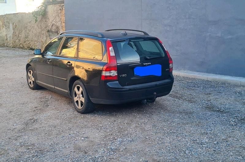 Schwarz Gebraucht 2006 Volvo V50 Kombi | 2.300 € (Guter Preis) - Bild 1/4