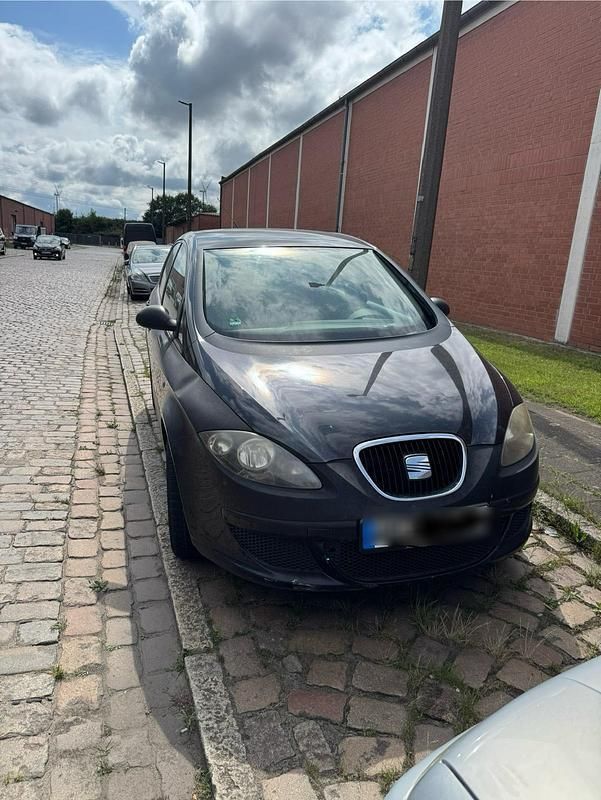 Schwarz Gebraucht 2008 Seat Altea Van / Kleinbus | 2.500 € (Fairer Preis) - Bild 1/4