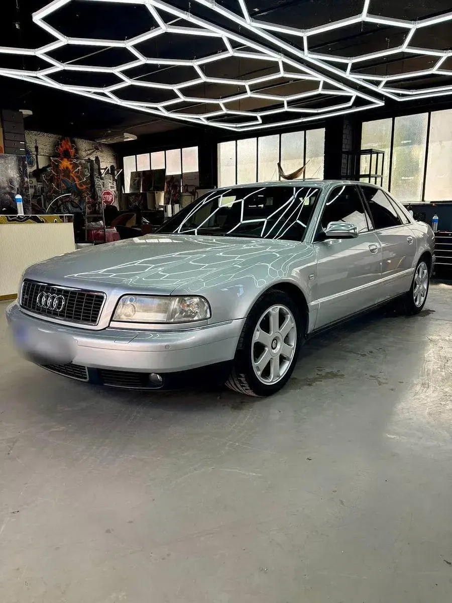 Gebraucht Audi S8 Sport 360 PS (264 kW) 2002 Silber Limousine
