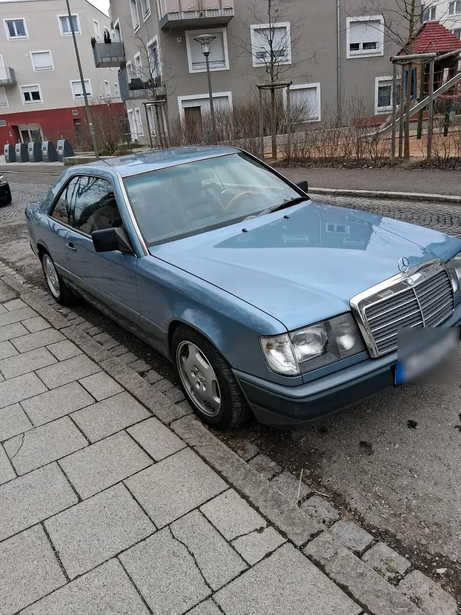 Gebraucht Mercedes 300 180 PS (132 kW) 1988 Blau Coupé