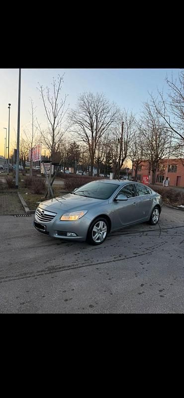 Gebraucht Opel Insignia 250 PS (183 kW) 2011 Silber Limousine