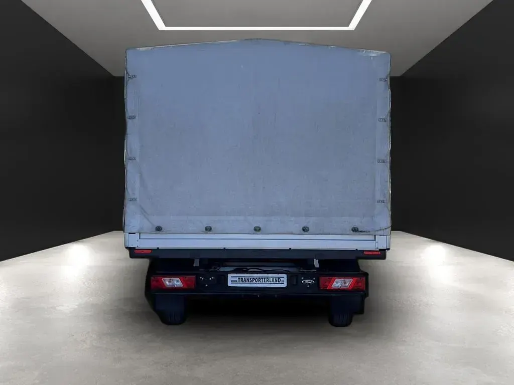 Używany Ford Transit Trend 131 KM (96 kW) 2021 Biały Minivan