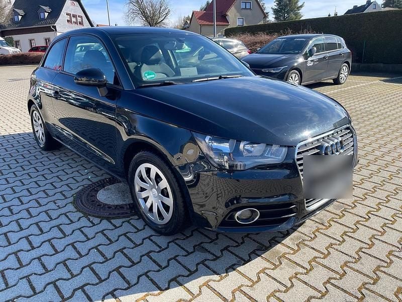 Gebraucht Audi A1 122 PS (89 kW) 2014 Schwarz Kleinwagen