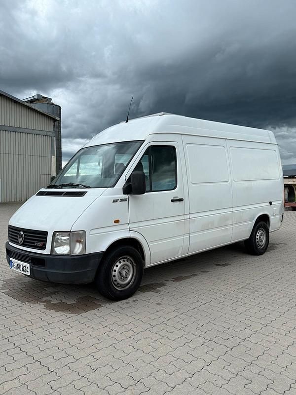 Weiß Gebraucht 2004 VW LT Van / Kleinbus | 5.500 € (Guter Preis) - Bild 1/4