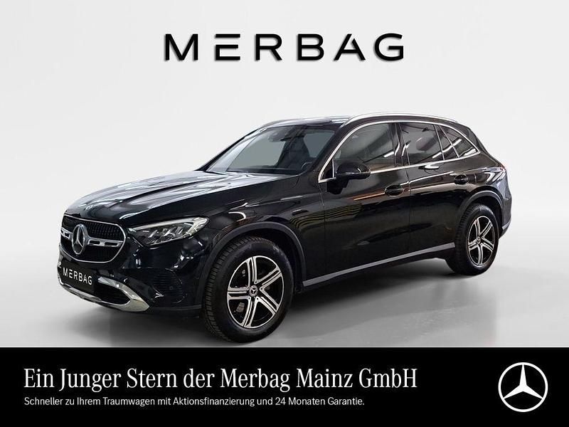 Gebraucht Mercedes GLC220 197 PS (144 kW) 2023 Schwarz SUV