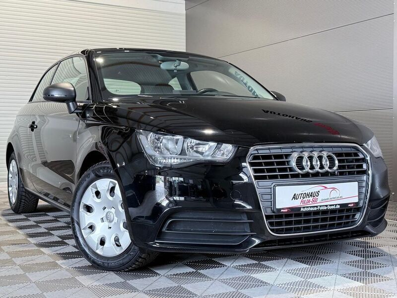 Schwarz Gebraucht 2014 Audi A1 Attraction Kleinwagen | 7.470 € (Guter Preis) - Bild 1/3