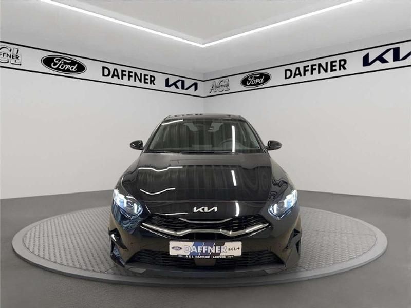 Nowe Kia Ceed 140 KM (102 kW) 2025 Czarny Hatchback