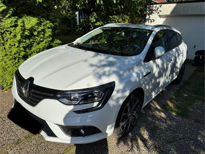 Weiß Gebraucht 2019 Renault Mégane GrandTour Bose Edition Kombi | 12.000 € (Fairer Preis) - Bild 1/4
