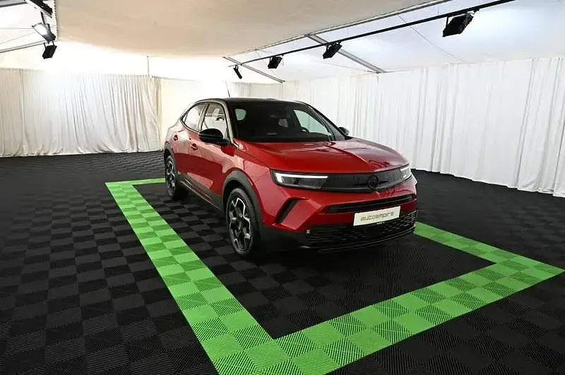Gebraucht Opel Mokka Ultimate 136 PS (100 kW) 2024 Rot SUV