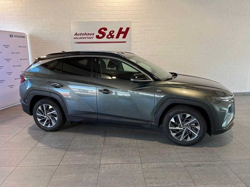 Grün Gebraucht 2022 Hyundai Tucson Trend SUV | 28.750 € (Superpreis) - Bild 1/4