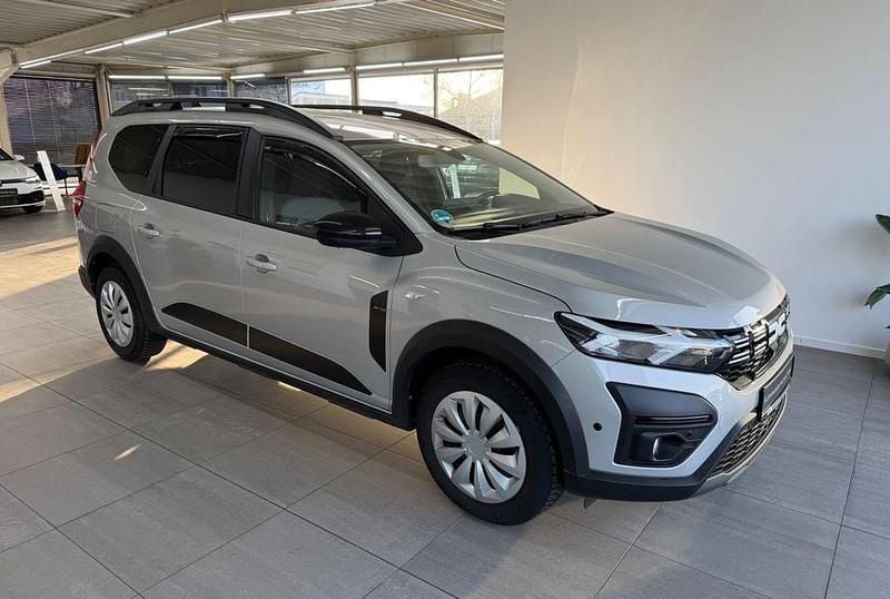 Gebraucht Dacia Jogger Extreme 101 PS (74 kW) 2023 Grau Van / Kleinbus