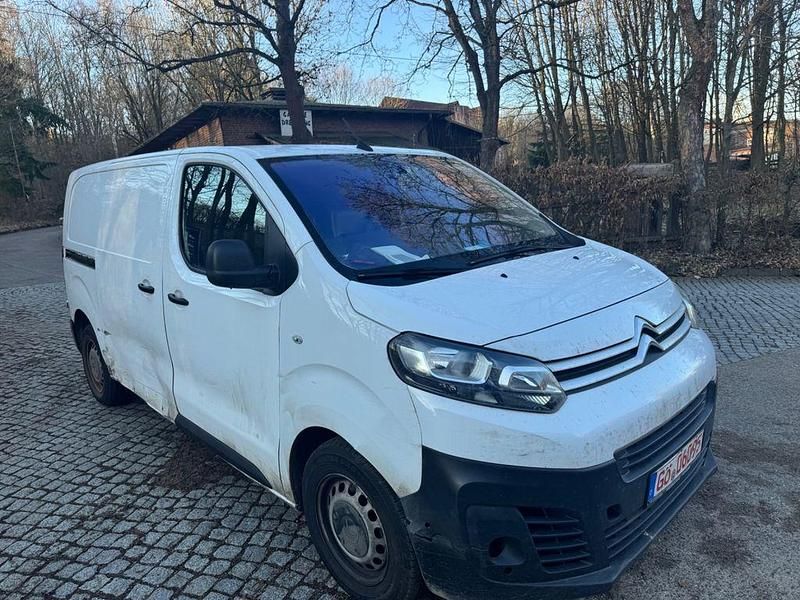 Gebraucht Citroën Jumpy 122 PS (89 kW) 2020 Weiß Van / Kleinbus