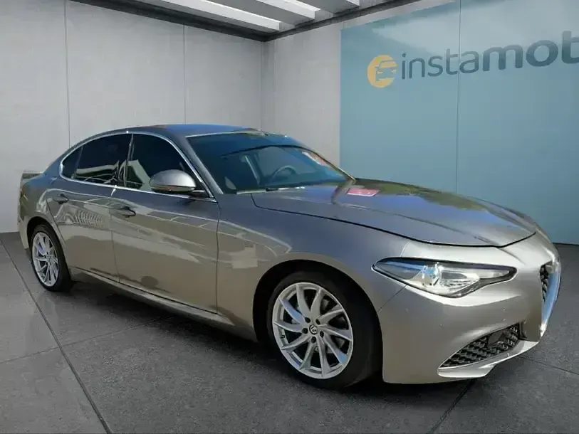 Gebraucht Alfa Romeo Giulia 200 PS (147 kW) 2020 Grau Limousine