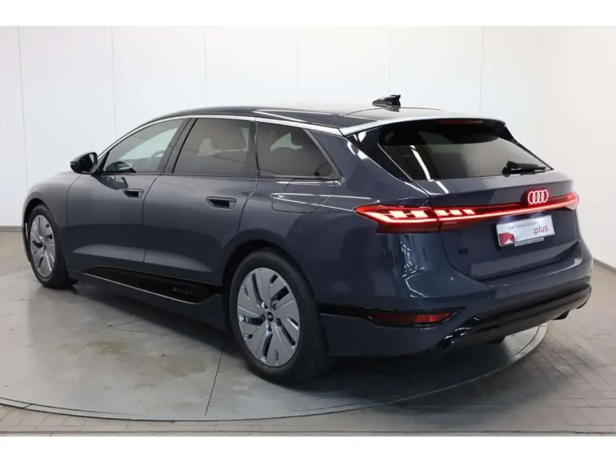 Gebraucht Audi A6 e-tron Ambiente 210 kW (286 PS) 2025 Magnetgrau Kombi