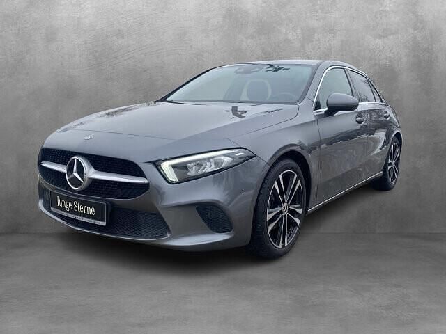 Gebraucht Mercedes A180 Progressive 136 PS (100 kW) 2020 Grau Limousine