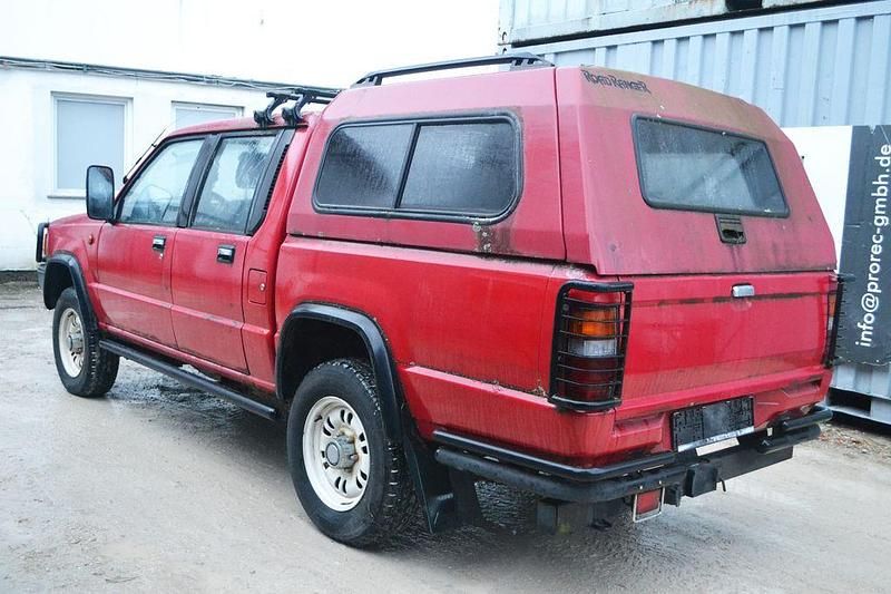 Używany Mitsubishi L200 87 KM (63 kW) 1995 Czerwony Pickup