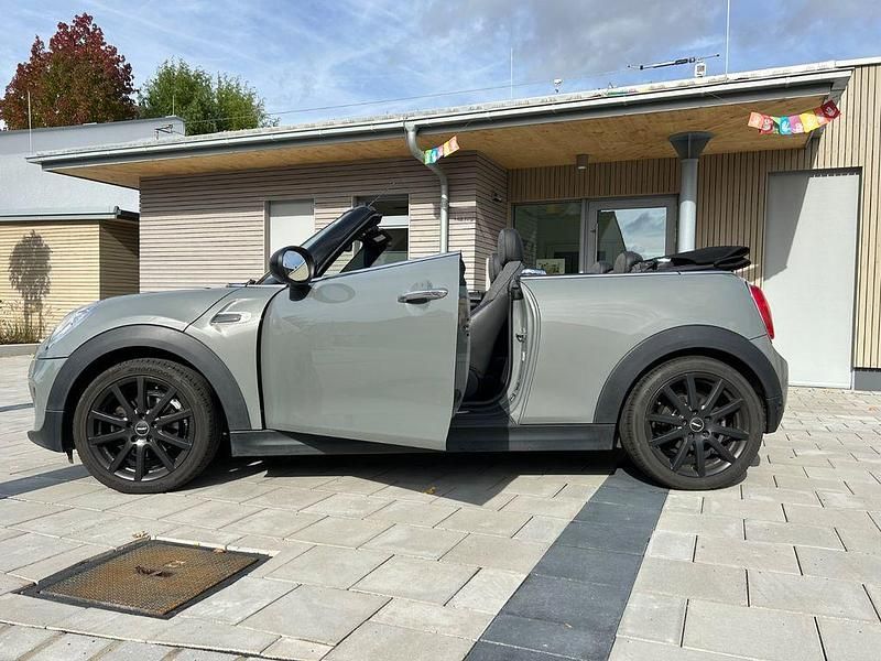 Gebraucht Mini Cooper 136 PS (100 kW) 2017 Grau Kleinwagen