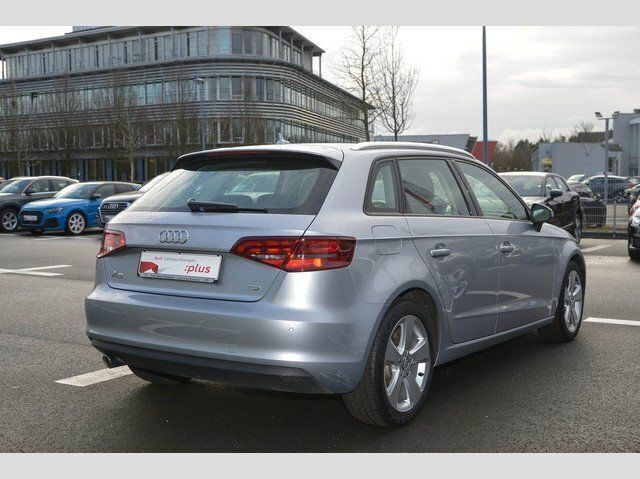 Gebraucht Audi A3 Sportback Ambition 110 PS (80 kW) 2016 Silber metallic Kleinwagen