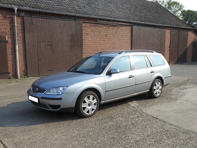 Grau Gebraucht 2006 Ford Mondeo Kombi | 4.950 € - Bild 1/4