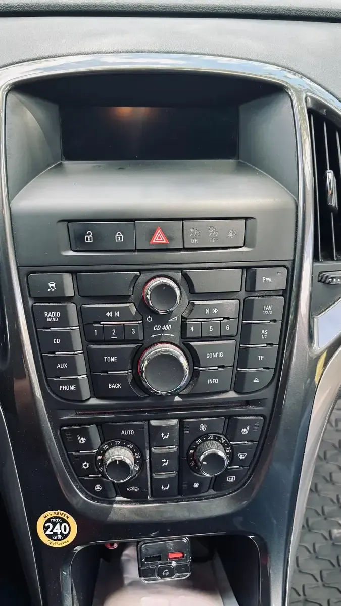Gebraucht Opel Astra 2013 Silber Kombi