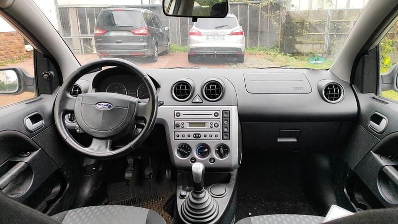 Gebraucht Ford Fiesta 2004 Kleinwagen