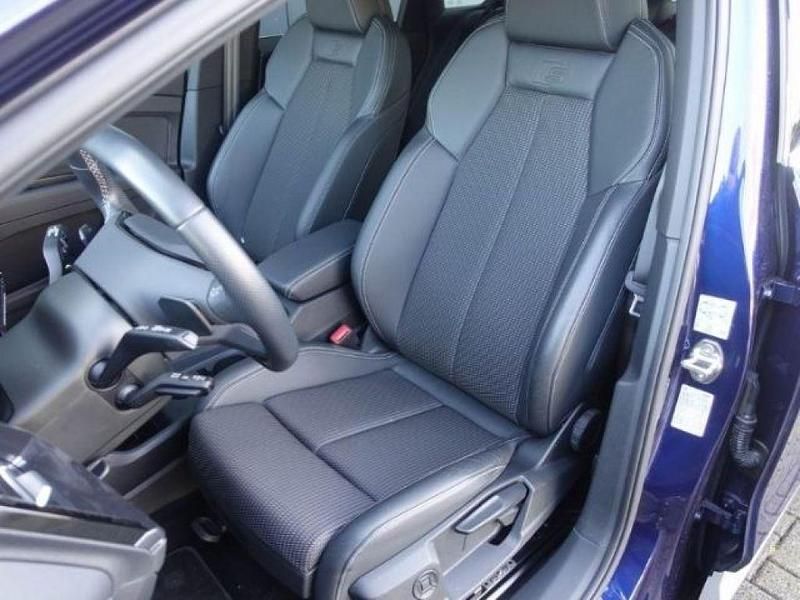 Gebraucht Audi e-tron S-Line 210 kW (286 PS) 2024 Navarra blau metallic (metallic) SUV