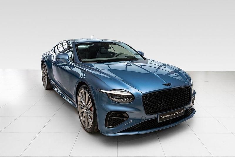 Neu Bentley Continental 782 PS (575 kW) 2026 Blau