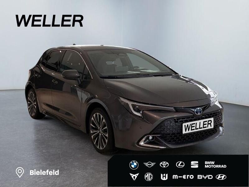 Gebraucht Toyota Corolla Team 140 PS (102 kW) 2024 Grau Limousine