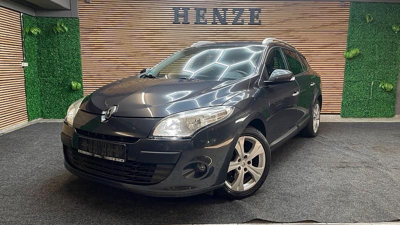 Blau Gebraucht 2009 Renault Mégane GrandTour Kombi | 4.500 € (Fairer Preis) - Bild 1/4