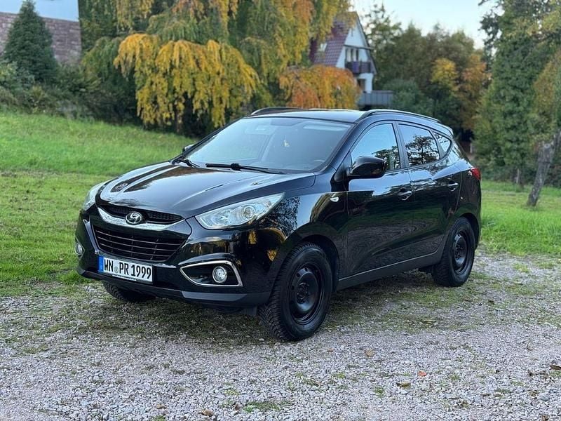 Schwarz Gebraucht 2013 Hyundai ix35 Edition SUV | 7.000 € (Guter Preis) - Bild 1/4