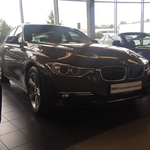 Braun Gebraucht 2012 BMW 320 Luxury Line Limousine | 9.700 € (Guter Preis) - Bild 1/4