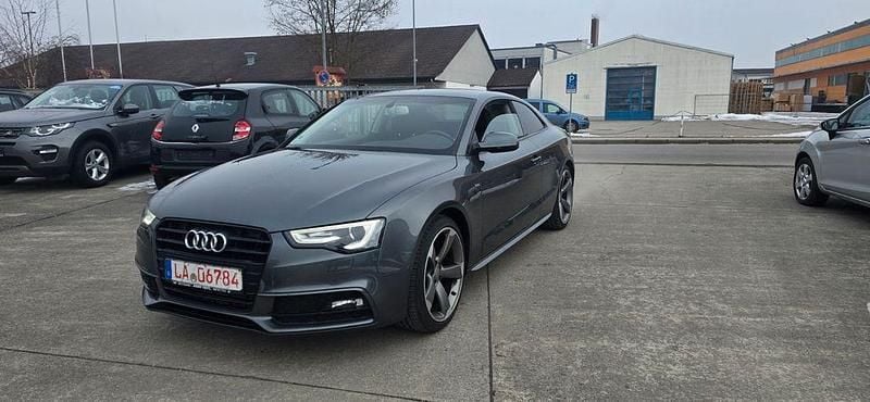 Grau Gebraucht 2016 Audi A5 S-Line Coupé | 11.000 € (Guter Preis) - Bild 1/4